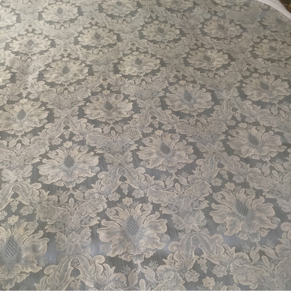 WEDGEWOOD Tablecloth  66" Round Blue Beige Floral Cotton Poly Blend England EUC